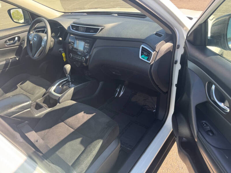 2015 Nissan Rogue S