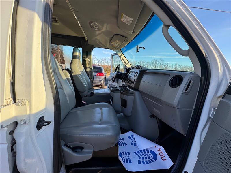 2014 Ford E-Series E-250