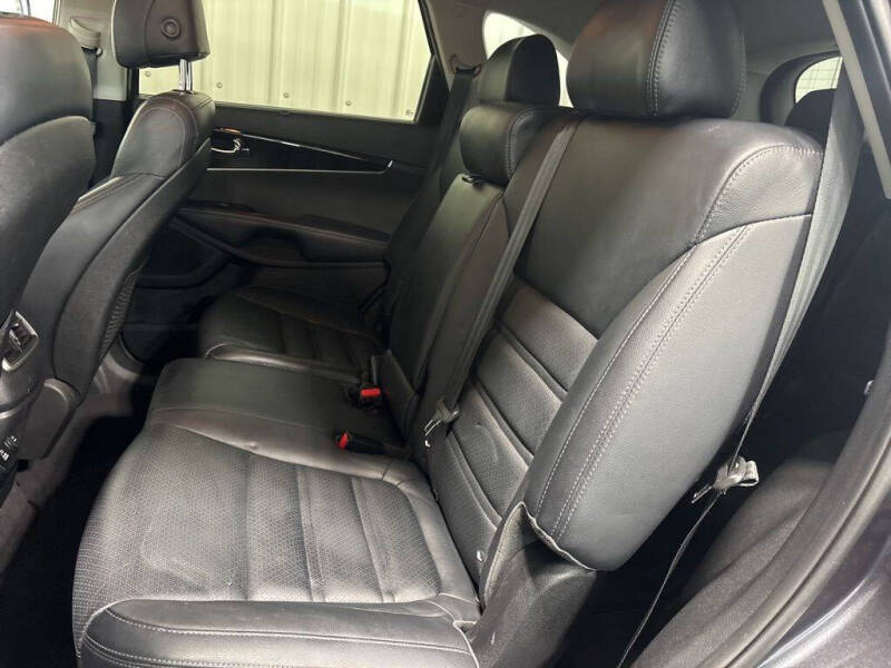 2017 Kia Sorento EX V6