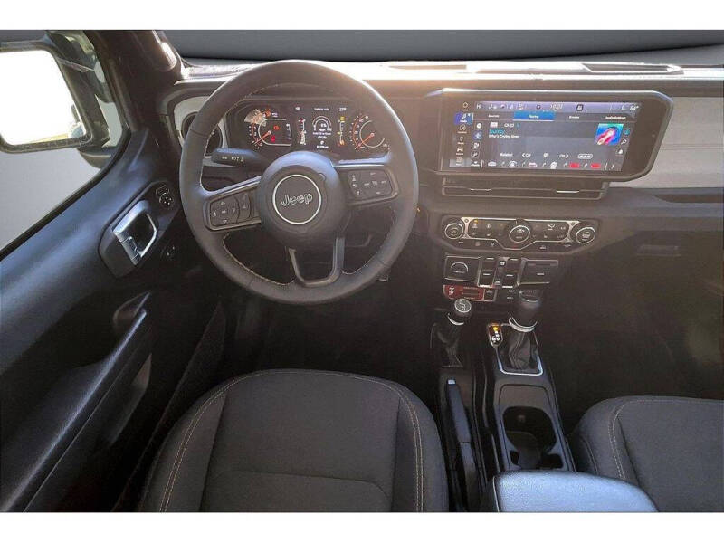 2024 Jeep Gladiator Willys