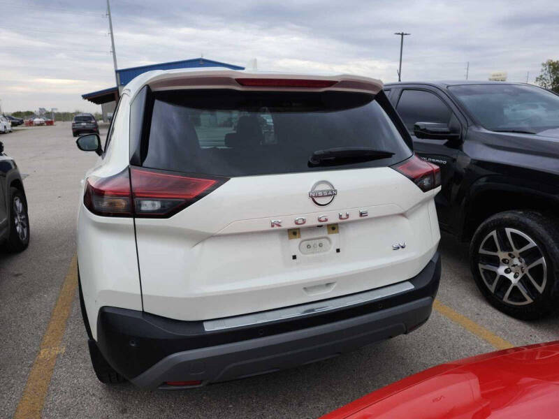 2023 Nissan Rogue SV