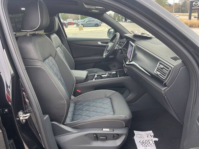 2026 Volkswagen Atlas Cross Sport SEL Premium R-Line 4Motion