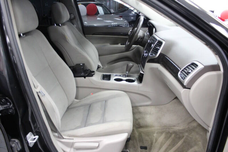 2012 Jeep Grand Cherokee Laredo