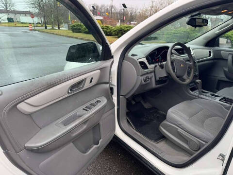 2013 Chevrolet Traverse LS