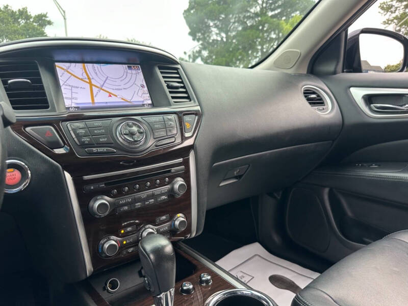 2014 Nissan Pathfinder Hybrid Platinum