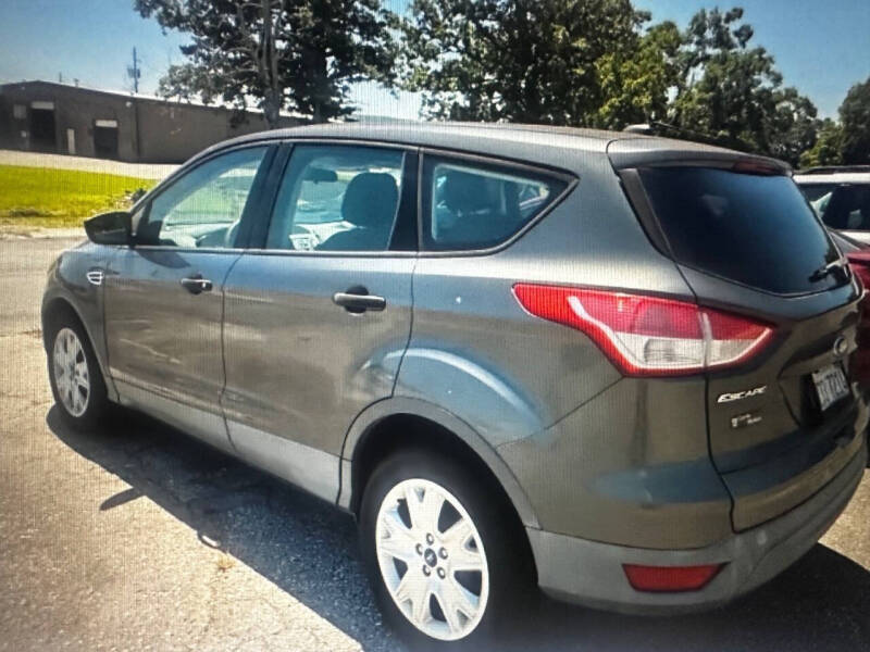 2016 Ford Escape S