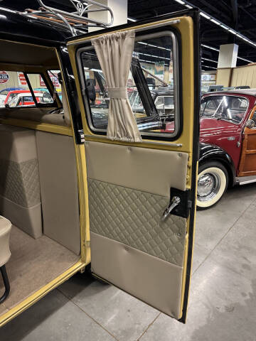 1974 Volkswagen Bus