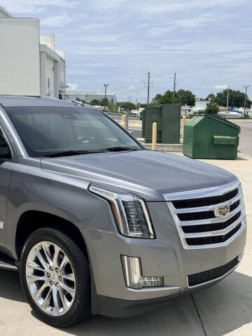 2019 Cadillac Escalade Luxury