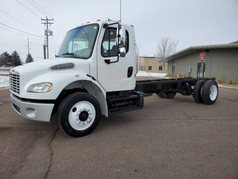 2016 Freightliner M2 106