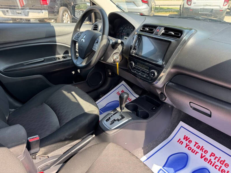 2023 Mitsubishi Mirage ES