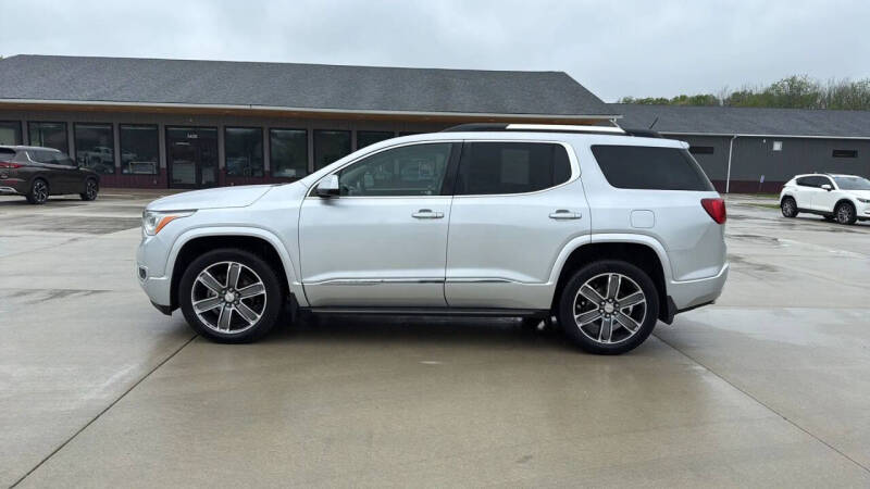 2017 GMC Acadia Denali