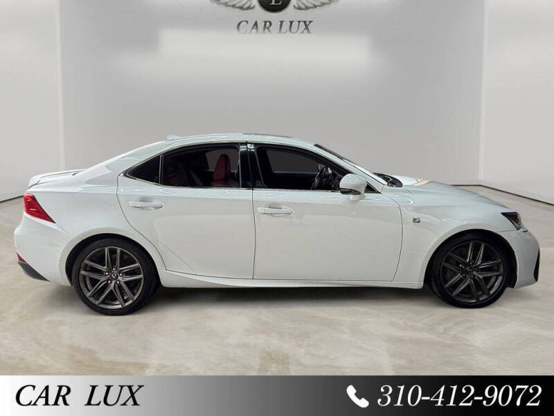 2018 Lexus IS 300