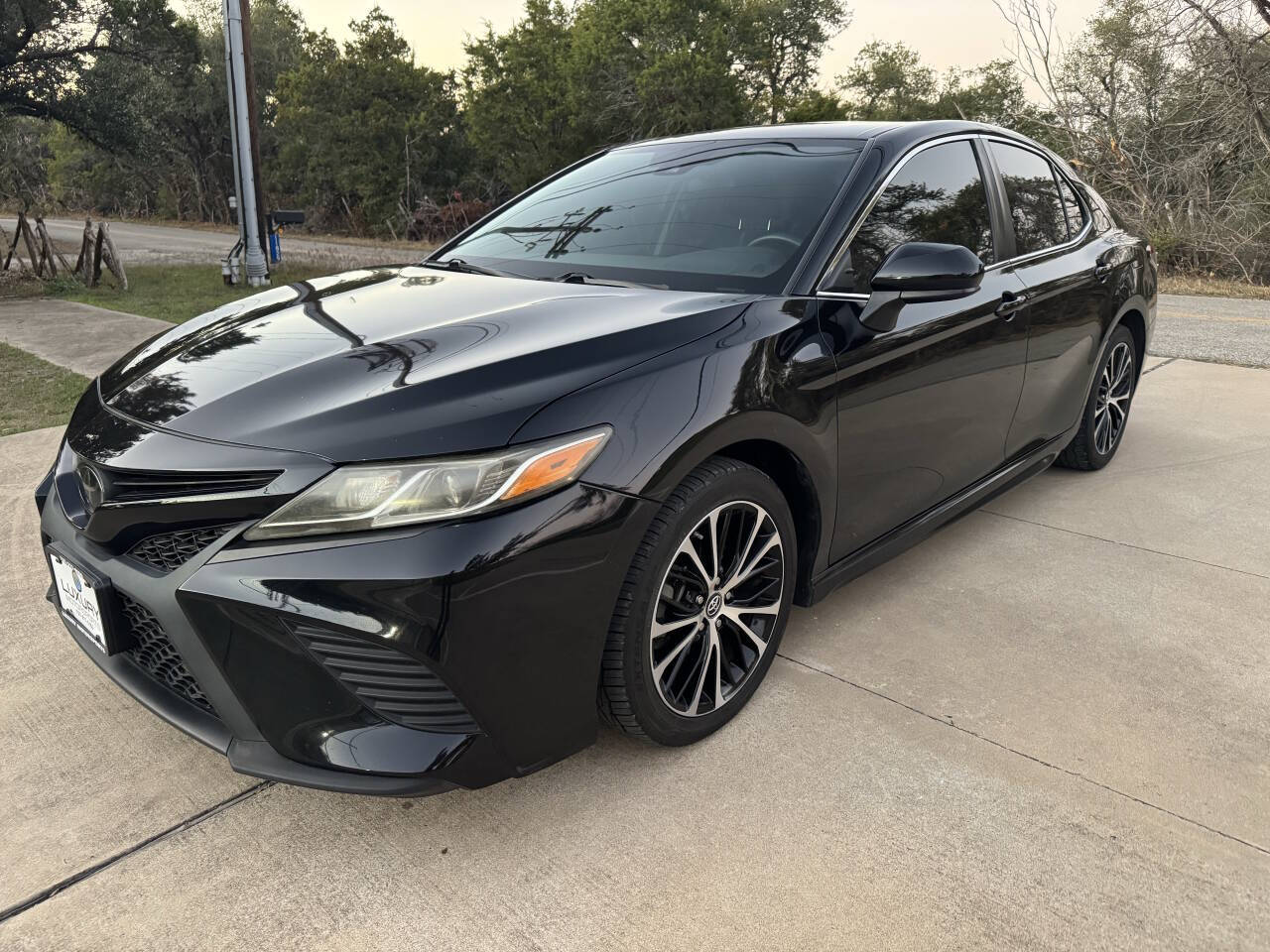 Used Car 2019 Toyota Camry  Se 4dr Sedan For Sale Under $20,000 In Austin, Texas