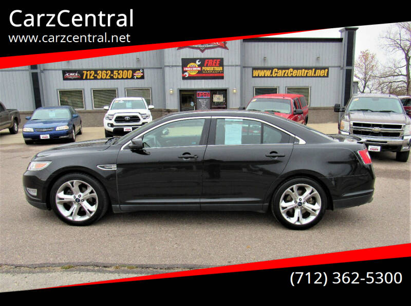 2011 Ford Taurus for sale at CarzCentral in Estherville IA