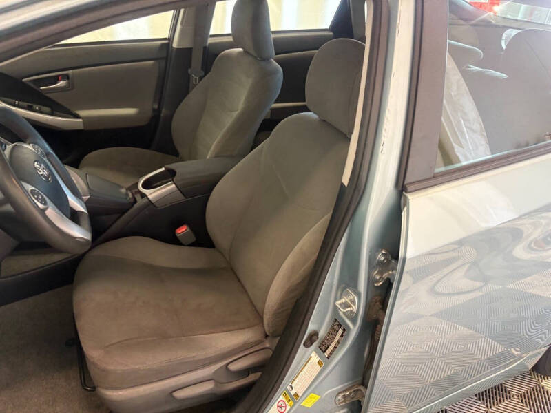 2014 Toyota Prius Two