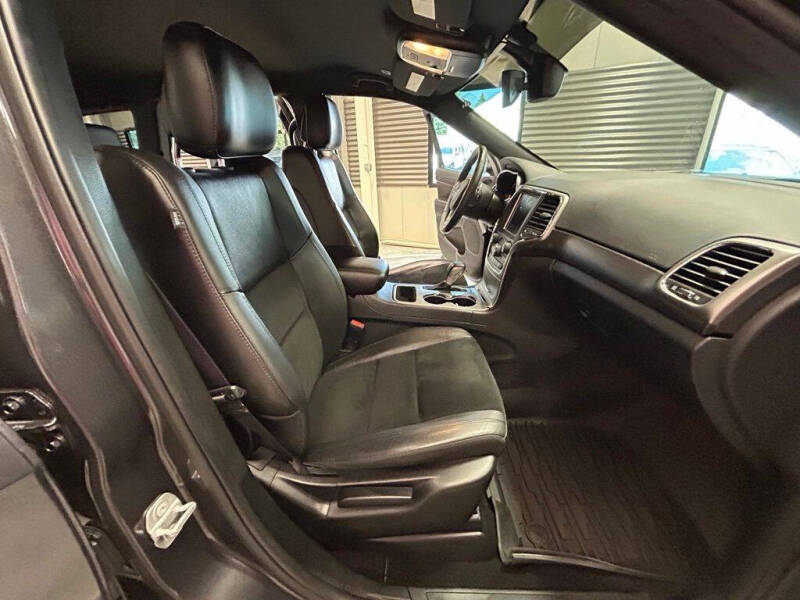 2017 Jeep Grand Cherokee Altitude