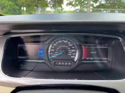 2016 Ford Taurus SEL