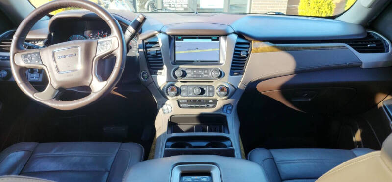 2017 GMC Yukon XL Denali