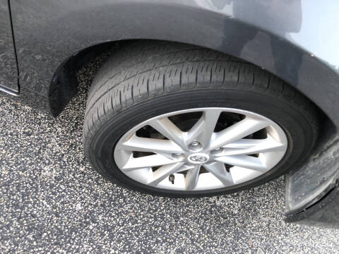 2012 Toyota Prius v Five