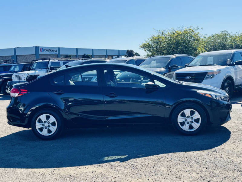 2017 Kia Forte LX
