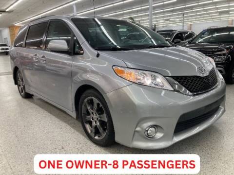 2012 Toyota Sienna for sale at Dixie Motors in Fairfield OH