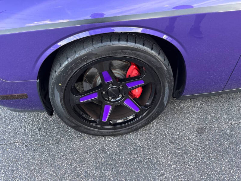 2010 Dodge Challenger SRT8