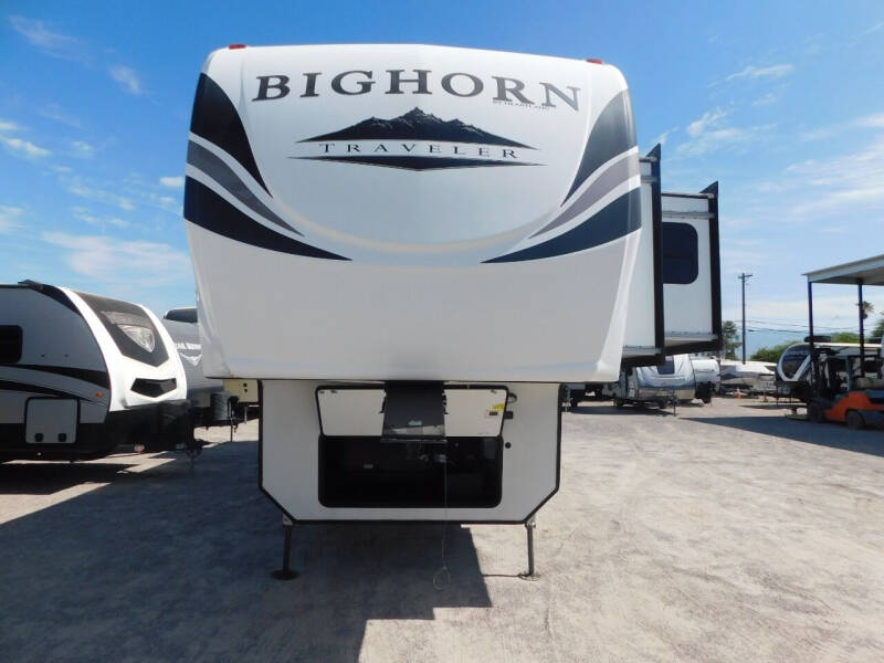 2019 Heartland Bighorn Traveler 32CK for sale at Eastside RV Liquidators in Tucson AZ