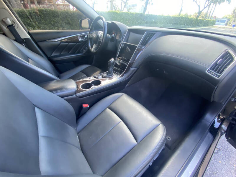 2018 Infiniti Q50 3.0T Luxe