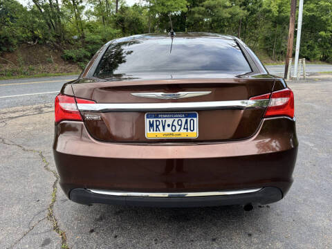 2013 Chrysler 200 Touring