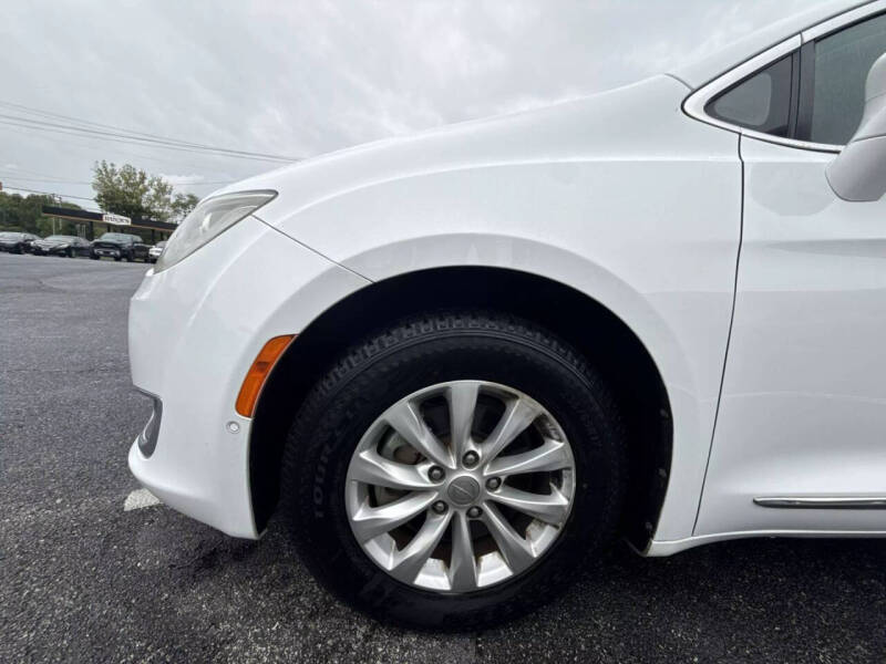 2018 Chrysler Pacifica Touring L Plus