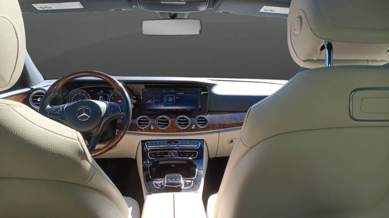 2018 Mercedes-Benz E-Class E 300