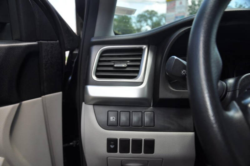 2017 Toyota Highlander LE