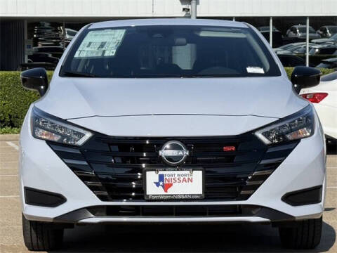 2025 Nissan Versa SR