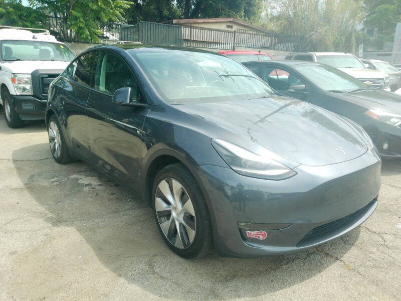 2023 Tesla Model Y Long Range