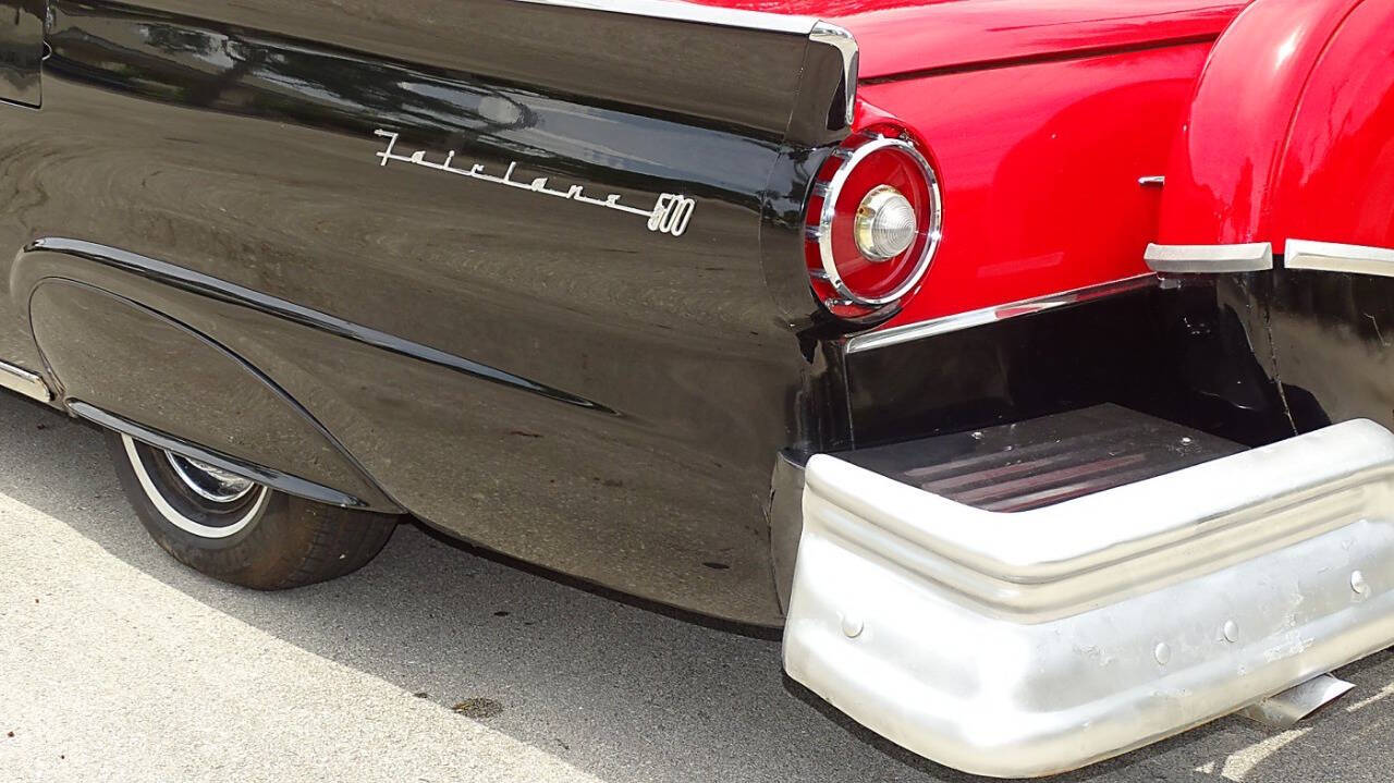 1957 Ford Fairlane 500 11
