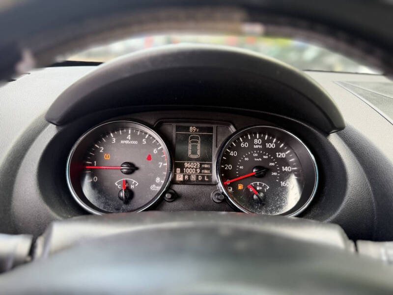 2011 Nissan Rogue SV