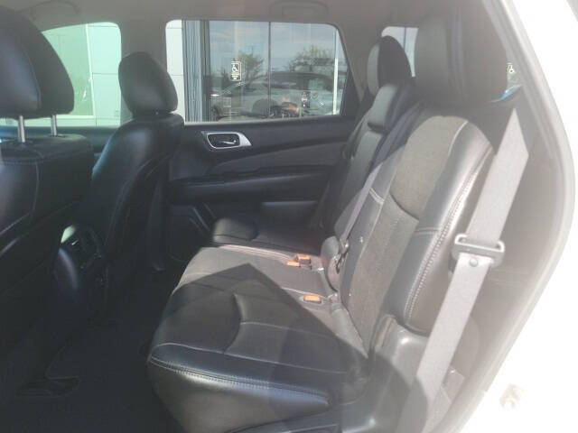 2014 Nissan Pathfinder Platinum