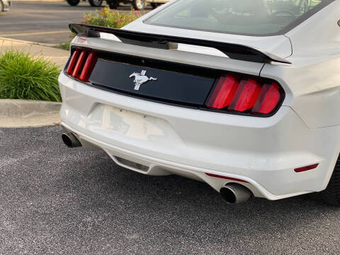 2016 Ford Mustang V6