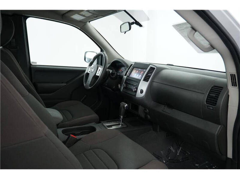 2019 Nissan Frontier S