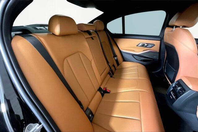 2023 BMW 3 Series 330e xDrive