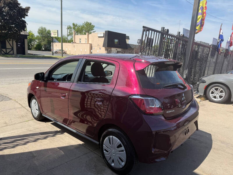 2024 Mitsubishi Mirage ES