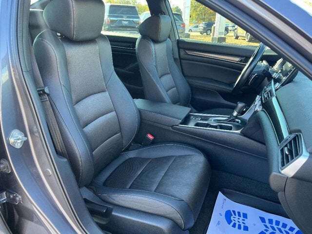 2020 Honda Accord 13