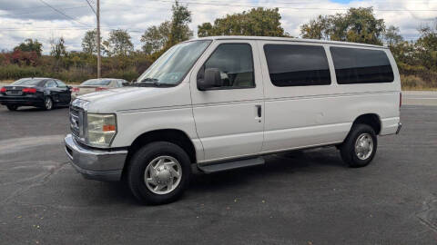 2011 Ford E-Series E-350 SD XLT