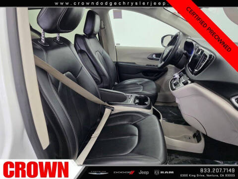 2024 Chrysler Pacifica Touring L