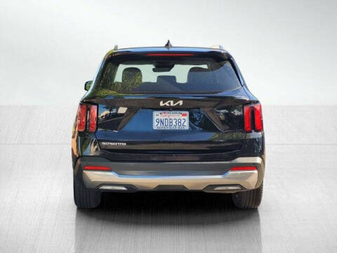 2024 Kia Sorento S