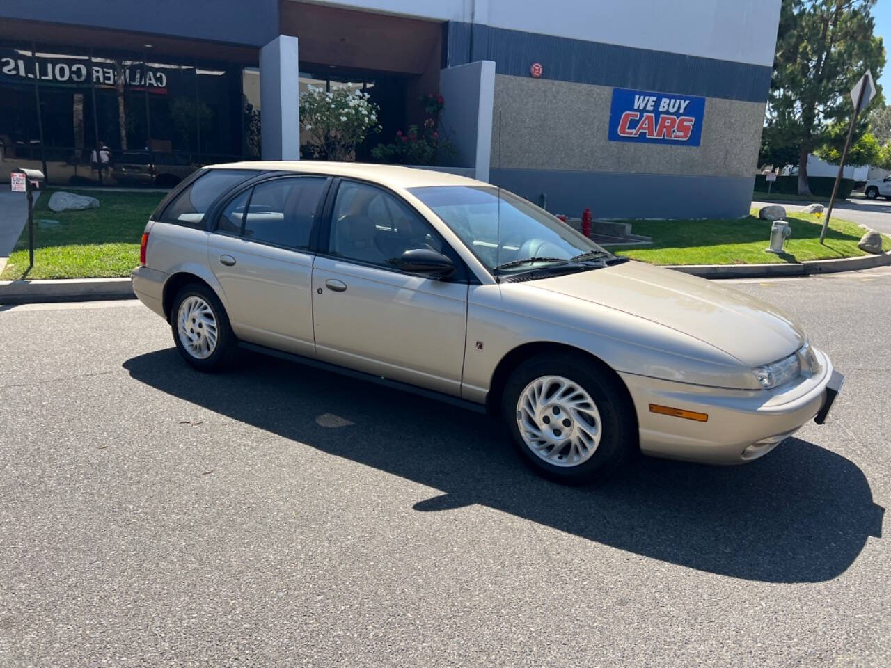 1998 Saturn S-Series for sale at ZRV AUTO INC in Brea, CA