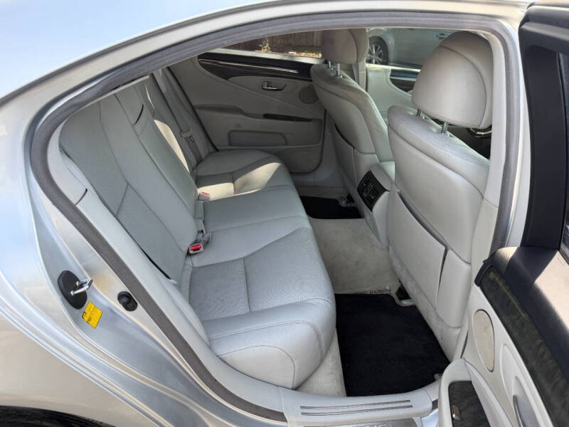 2011 Lexus LS 460