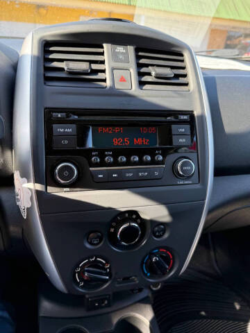 2017 Nissan Versa 1.6 S