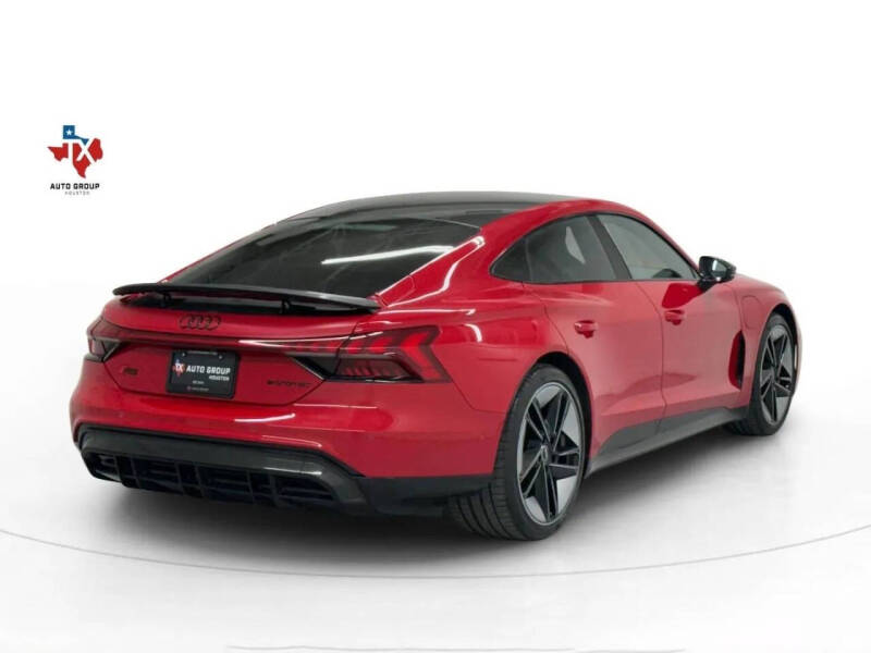 2022 Audi RS e-tron GT quattro