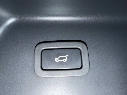 2020 Land Rover Range Rover P525 HSE